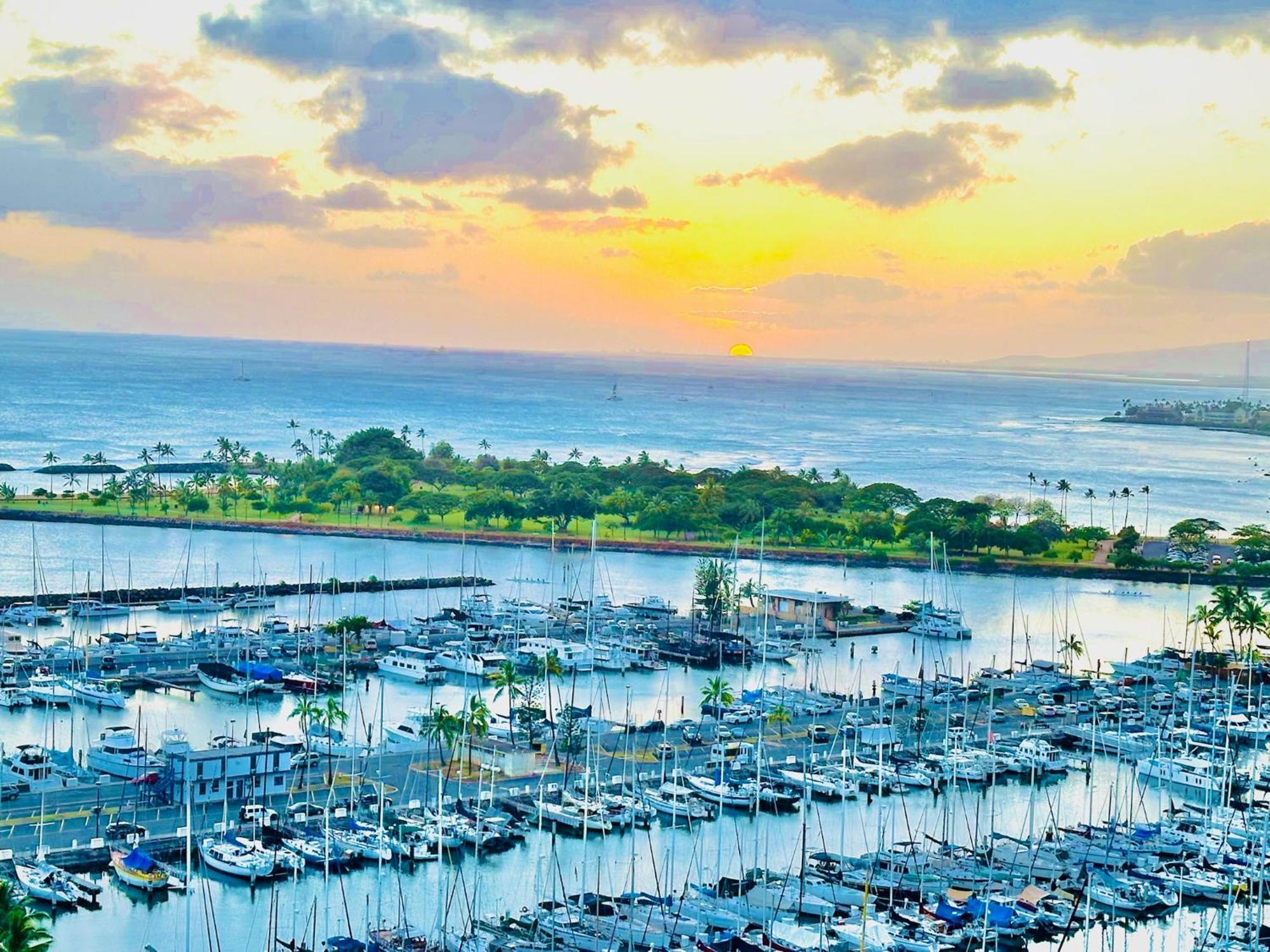 Waikiki Beach Experience! Luxury Oceanview Suite! Honolulu Exterior foto